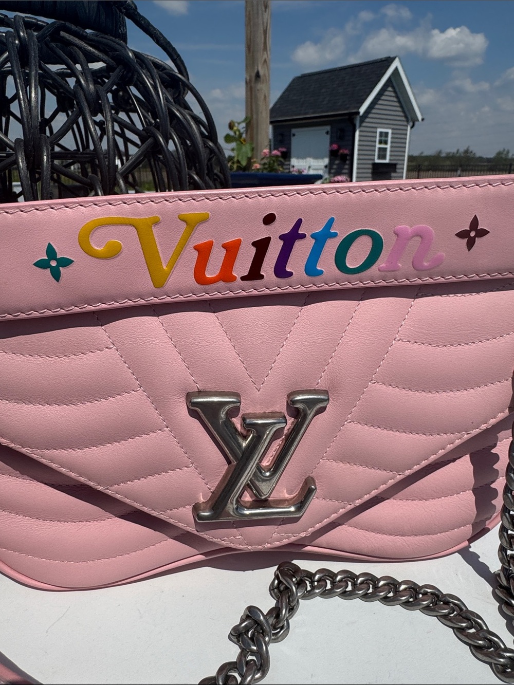 Louis Vuitton Pink Quilted Chain Wave Bag with Multicolor Vuitton Logo - Picture 2 of 10